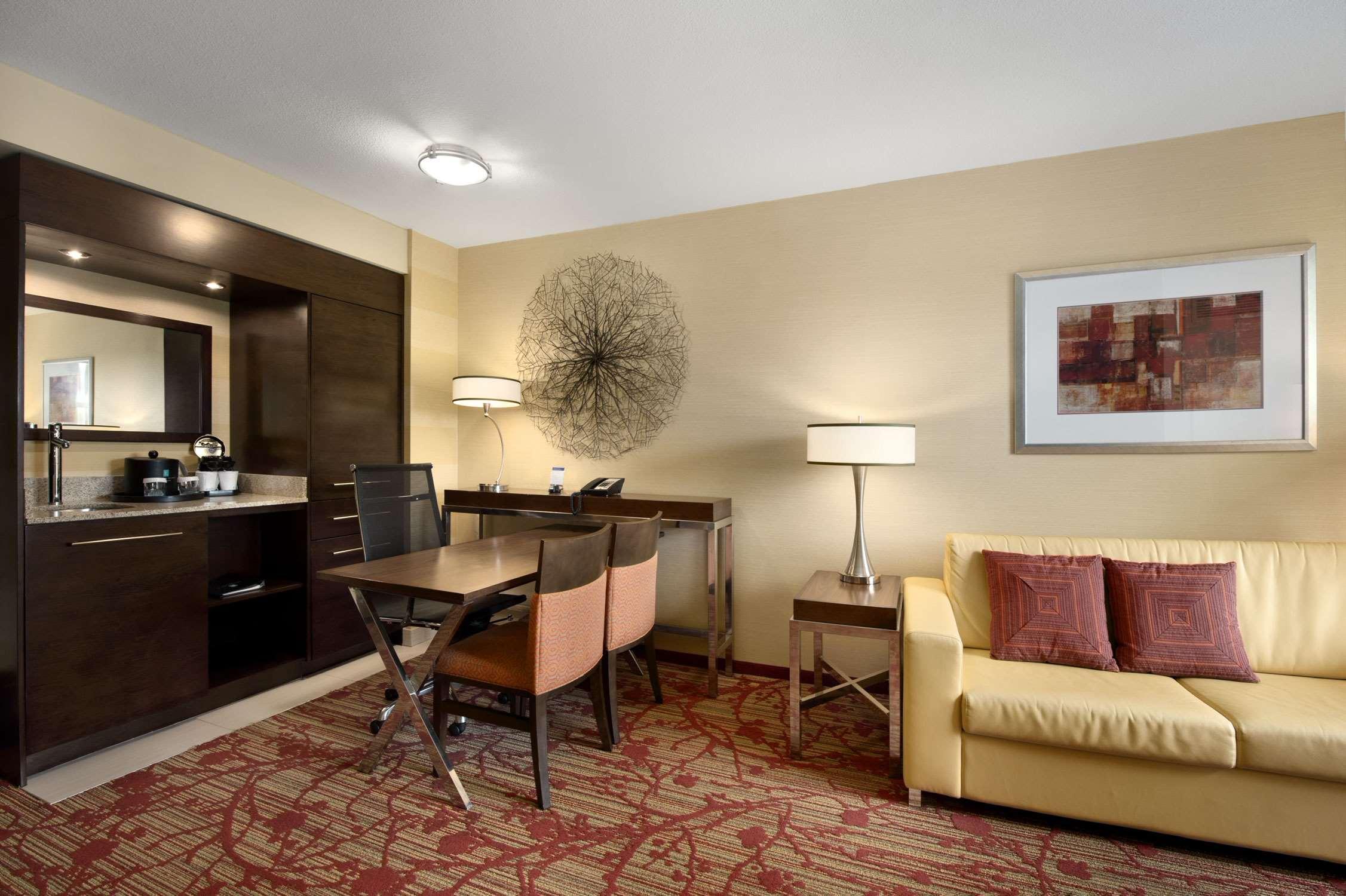 Embassy Suites Atlanta - Kennesaw Town Center Δωμάτιο φωτογραφία
