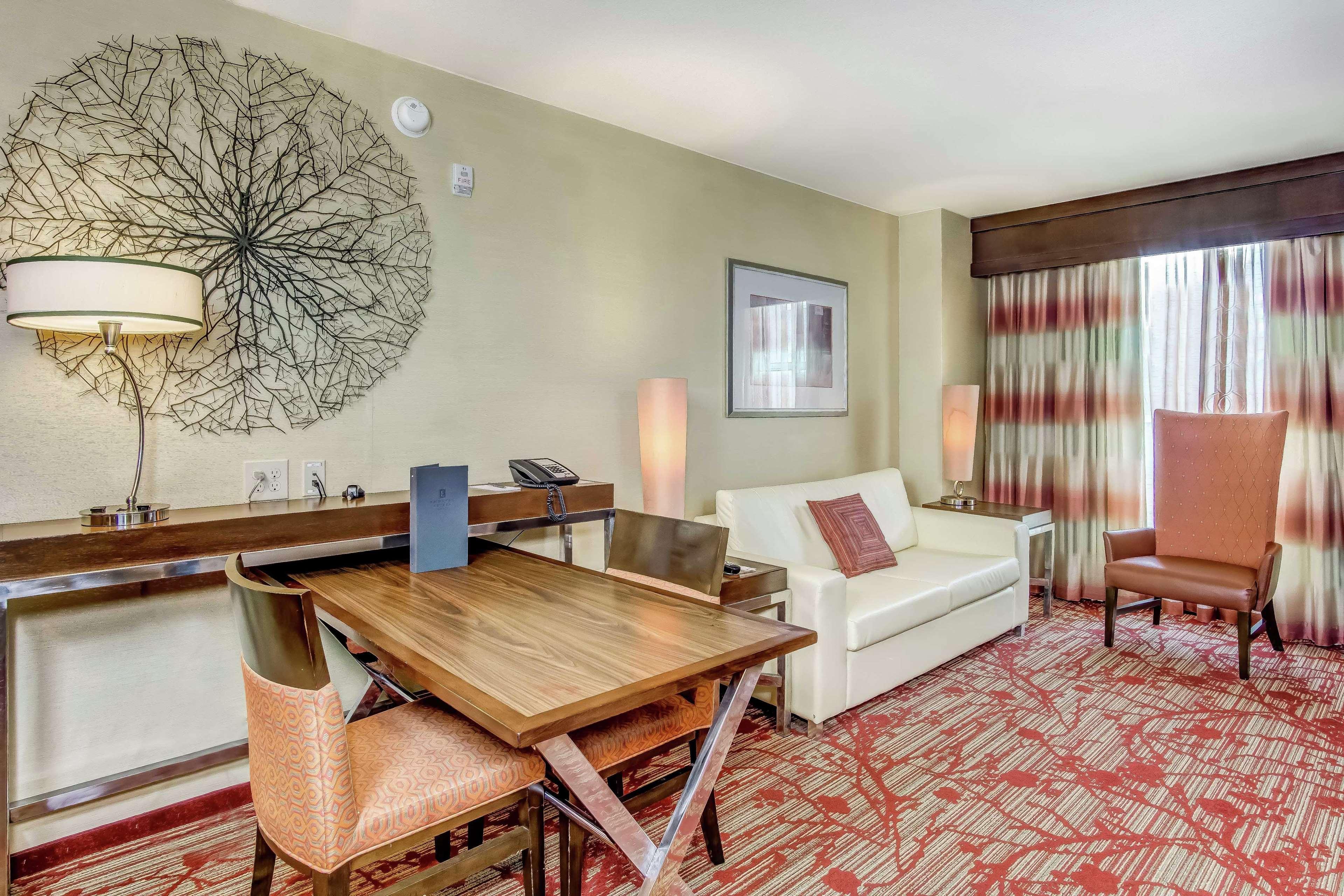 Embassy Suites Atlanta - Kennesaw Town Center Εξωτερικό φωτογραφία