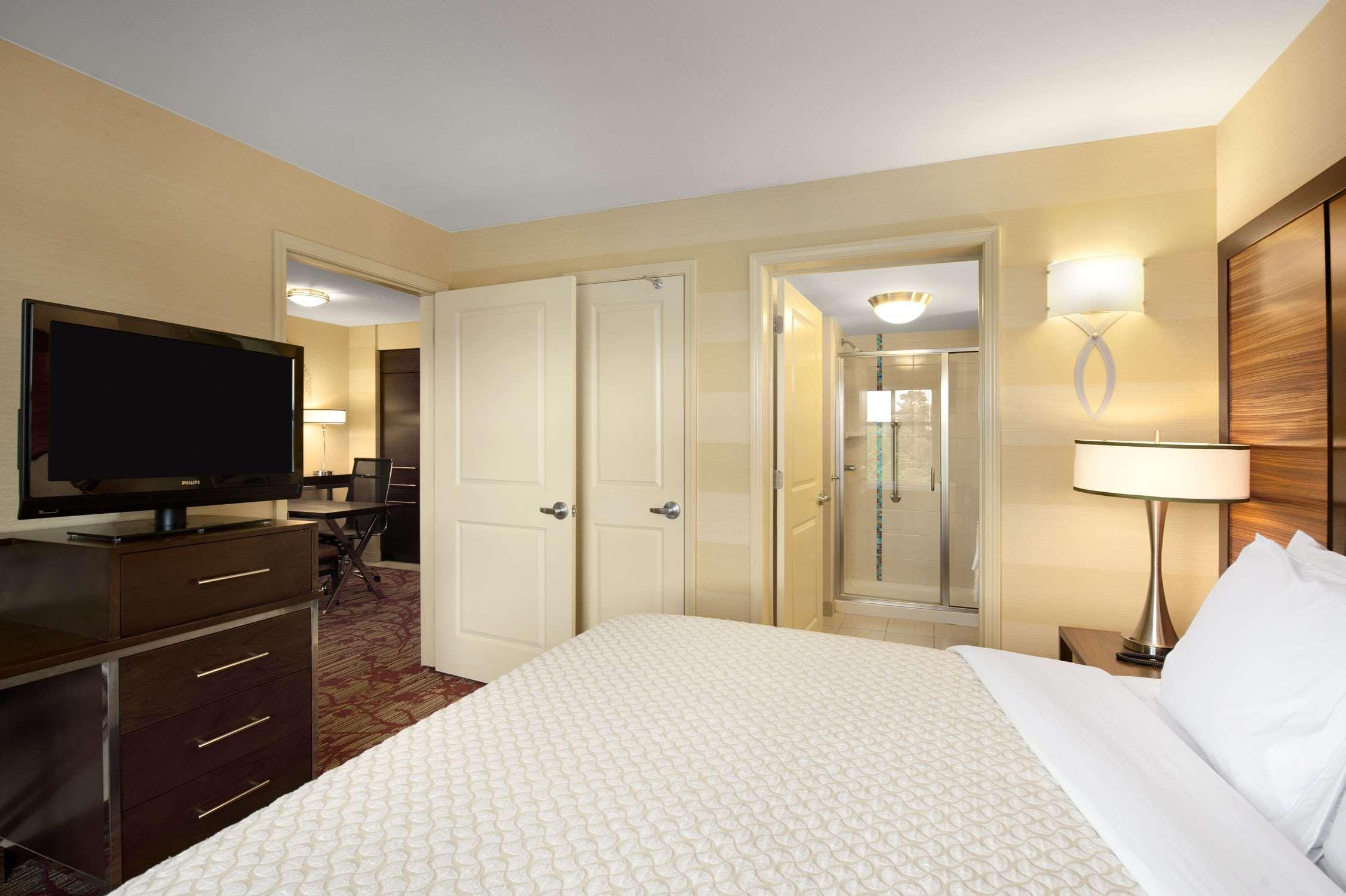 Embassy Suites Atlanta - Kennesaw Town Center Δωμάτιο φωτογραφία